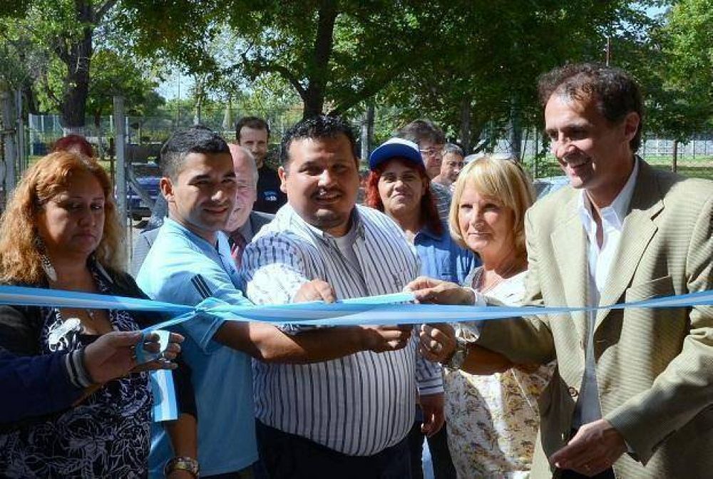 Gabriel Katopodis inaugur� obras para un Centro de Desarrollo Infantil