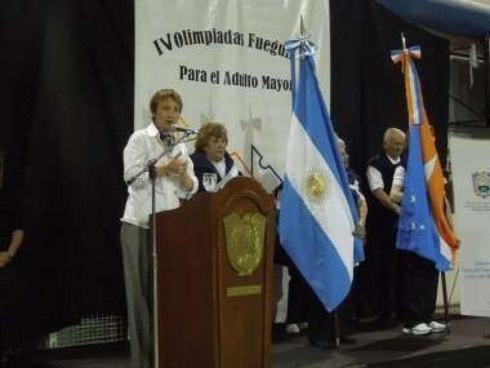 La Gobernadora dej� inaugurada la IV edici�n de las Olimpiadas del Adulto Mayor