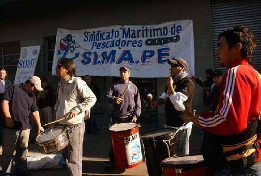 El SIMAPE acept� la conciliaci�n obligatoria que dict� el ministerio de Trabajo y levant� la medida de fuerza