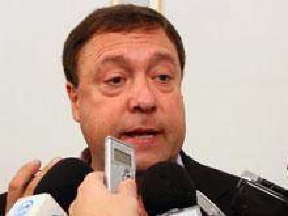 Para Weretilneck hubo �exceso� en juras de titulares de �rganos de control
