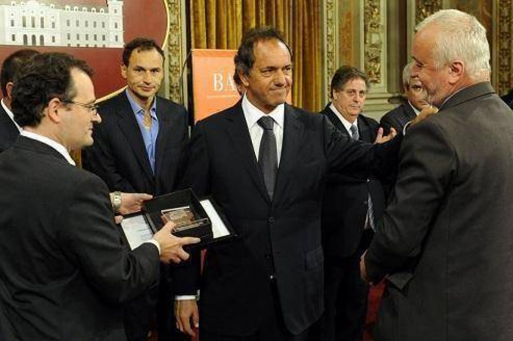 Daniel Scioli entreg� premios a la innovaci�n en la gesti�n p�blica