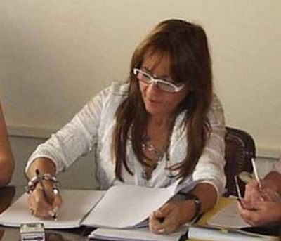 La ministra Bernal objet� el paro del sector docente. 