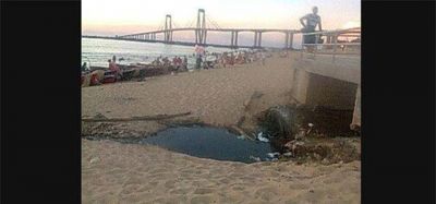 Pas� el verano y miles "disfrutaron de la playa contaminada", pero top de la Capital