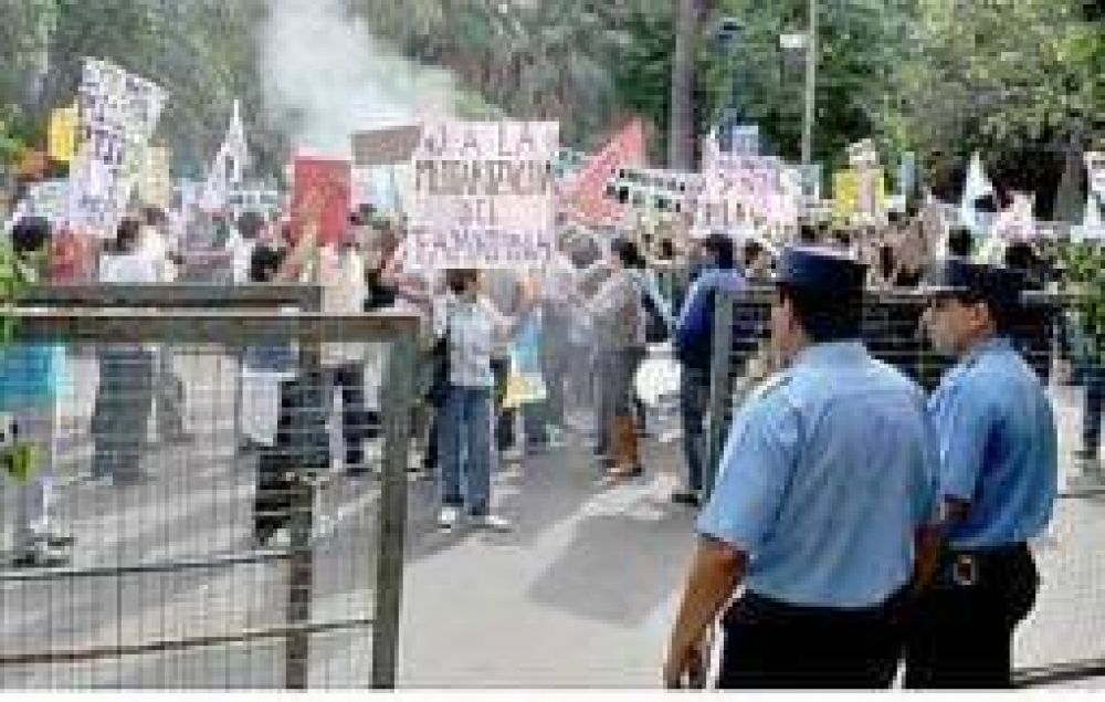 Sectores antimineros exigieron la anulaci�n del convenio con Osisko