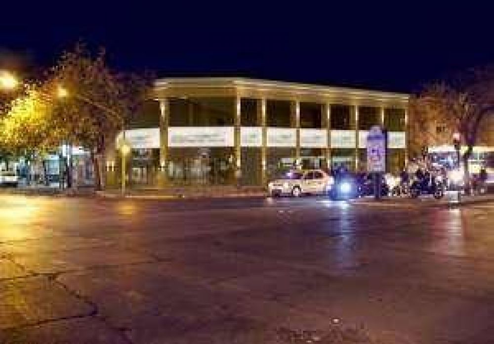Har�n un centro comercial en sitio clave de la ciudad