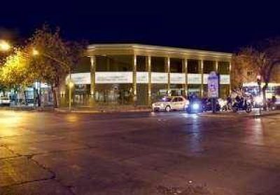 Har�n un centro comercial en sitio clave de la ciudad