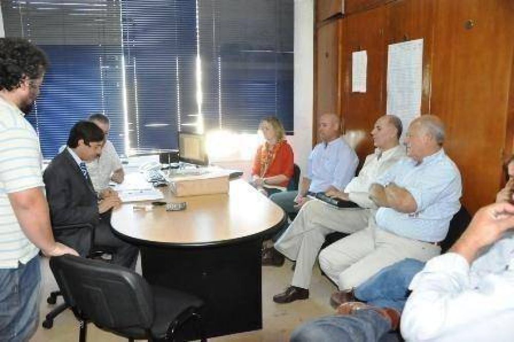 Se licit� la preparaci�n del suelo para la segunda nave de Paquet� 