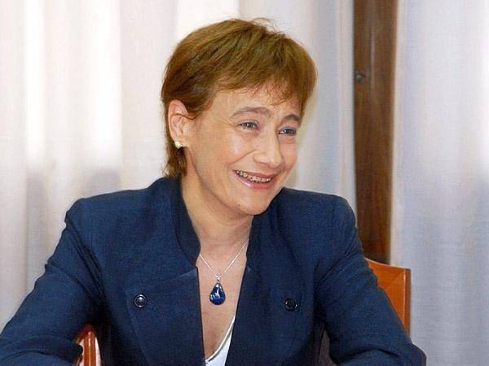 R�os, sobre el futuro de YPF: "Los contratos est�n para cumplirse"