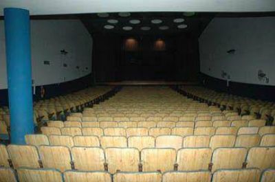 Proponen bajar del 5 al 1% el impuesto al teatro 