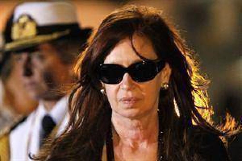 Cristina le pedir� a Obama que respalde el reclamo argentino por Malvinas