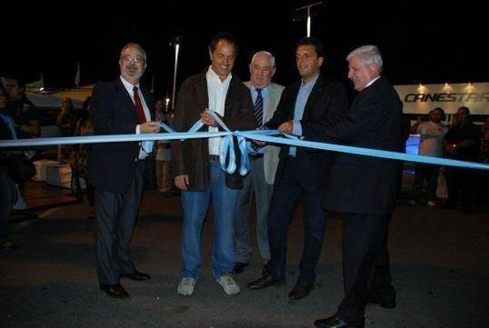 Scioli, Andreotti y Massa juntos en el 19� Sal�n N�utico Argentino