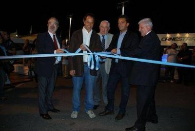 Scioli, Andreotti y Massa juntos en el 19� Sal�n N�utico Argentino