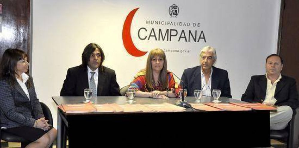 M�s de 30 beneficiarios recibieron Actas de Bien de Familia