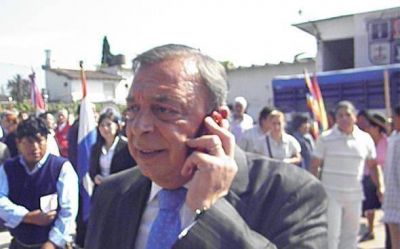 Z�ccaro le baja el tono a la pelea con los opositores y los invita a �ver la informaci�n que quieran