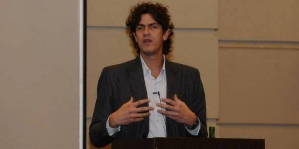 Mart�n Lousteau asegur� en Mendoza que la econom�a nacional "no tiene rumbo"