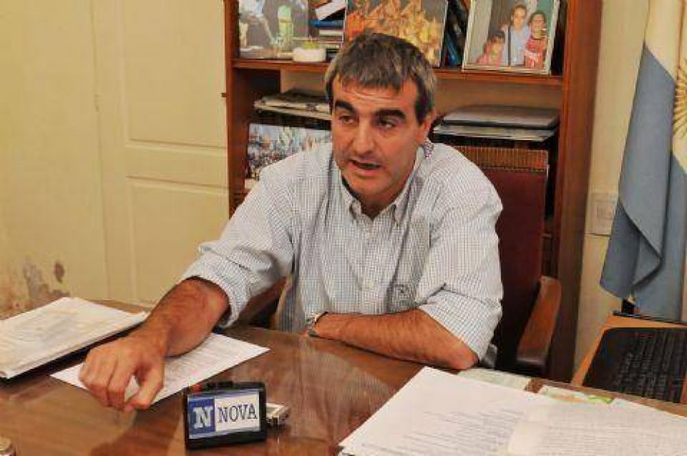 Francisco �Paco� Dura�ona, entre la ambici�n y los dislates personales