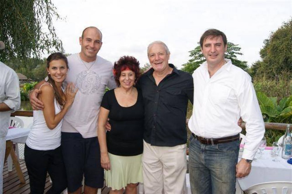 LUJ�N - EL JEFE COMUNAL EN LA INAUGURACION DEL NUEVO SALON DEL RASTAURANTE DE LA FUNDACION CAMINO ABIERTO DE CARLOS KEEN