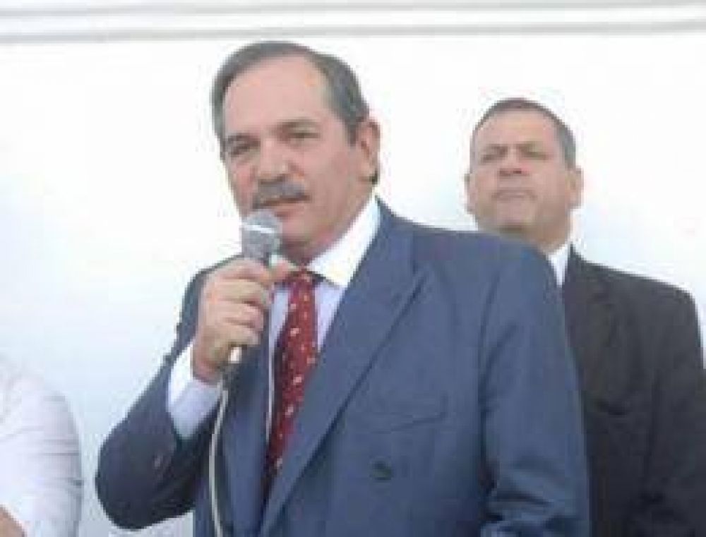 El viaje de cumplea�os de Alperovich a Nueva York fue noticia nacional