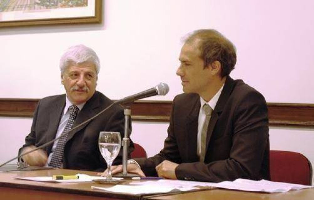 Andreotti inici� las sesiones ordinarias en San Fernando