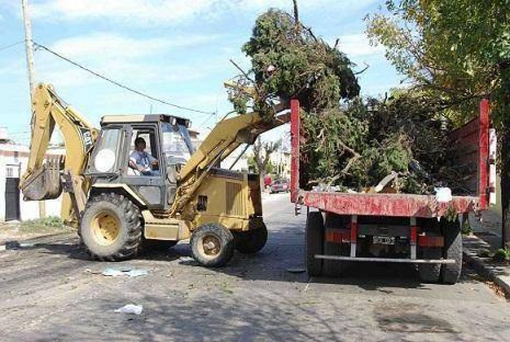 Municipio, cooperativistas y ej�rcito nacional trabajan en Lan�s