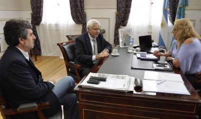 Buscan reorganizar el tr�nsito y estacionamiento en la zona de la UTN-FRD