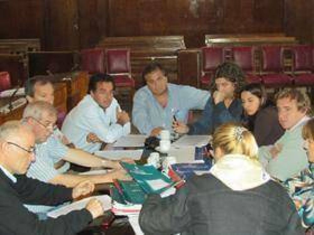 Grosera desprolijidad incomoda a todo Acci�n Marplatense