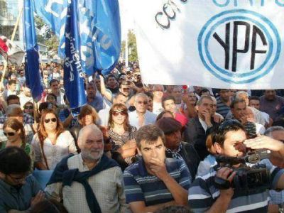 Slezack en apoyo a YPF: �Hoy recuperamos para siempre la historia argentina�