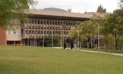 Alumnos de la UNCuyo tomaron la fotocopiadora de Ciencias Pol�ticas