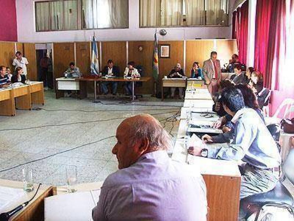 ECHEVERR�A: La Rendici�n de Cuentas ya se analiza en comisi�n