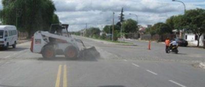 Chepes tuvo que quitar las bandas reductoras de velocidad
