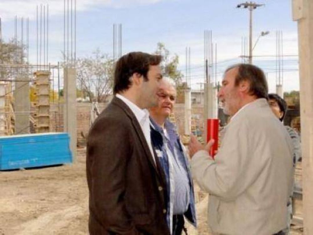 Mart�n Soria visit� las obras del nuevo edificio de SENASA