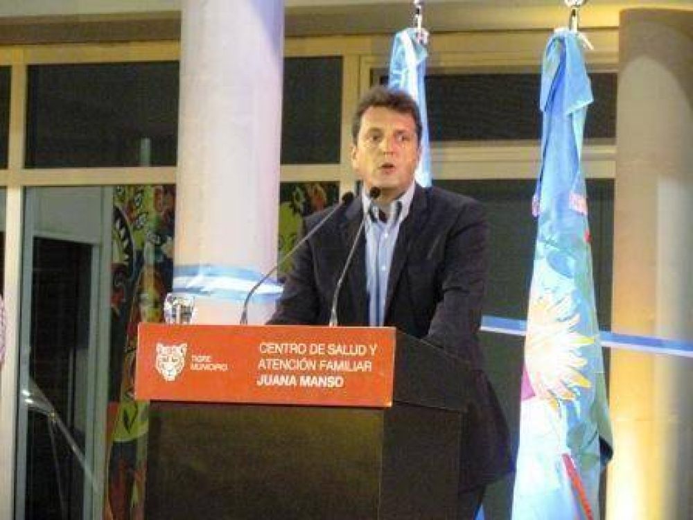 Sergio Massa: �Es muy importante que Argentina retome la senda de la soberania huidrocarbur�fera� 