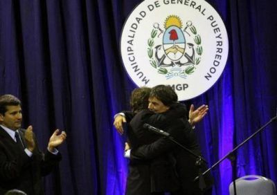 Acorralado por denuncias, el titular del EMTur pidi� licencia para evitar dar explicaciones en el HCD