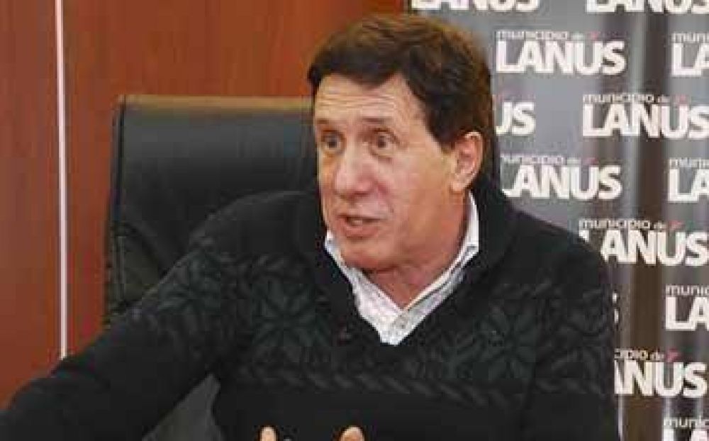 Lan�s: Aumento a municipales: D�az P�rez dijo que el 24% �es el mejor incremento del pa�s�