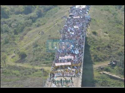 Declararon de inter�s provincial el octavo abrazo al r�o Uruguay