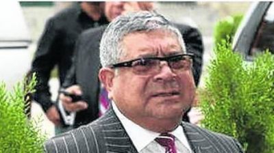 Un pol�mico ex juez acus� a Ch�vez de manipular a la Justicia