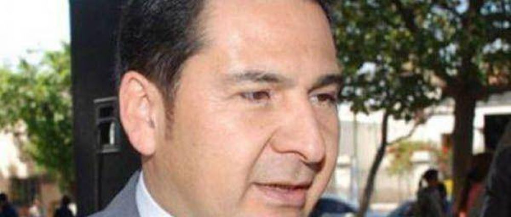 Flores acompa�o a alumnos riojanos en Salta
