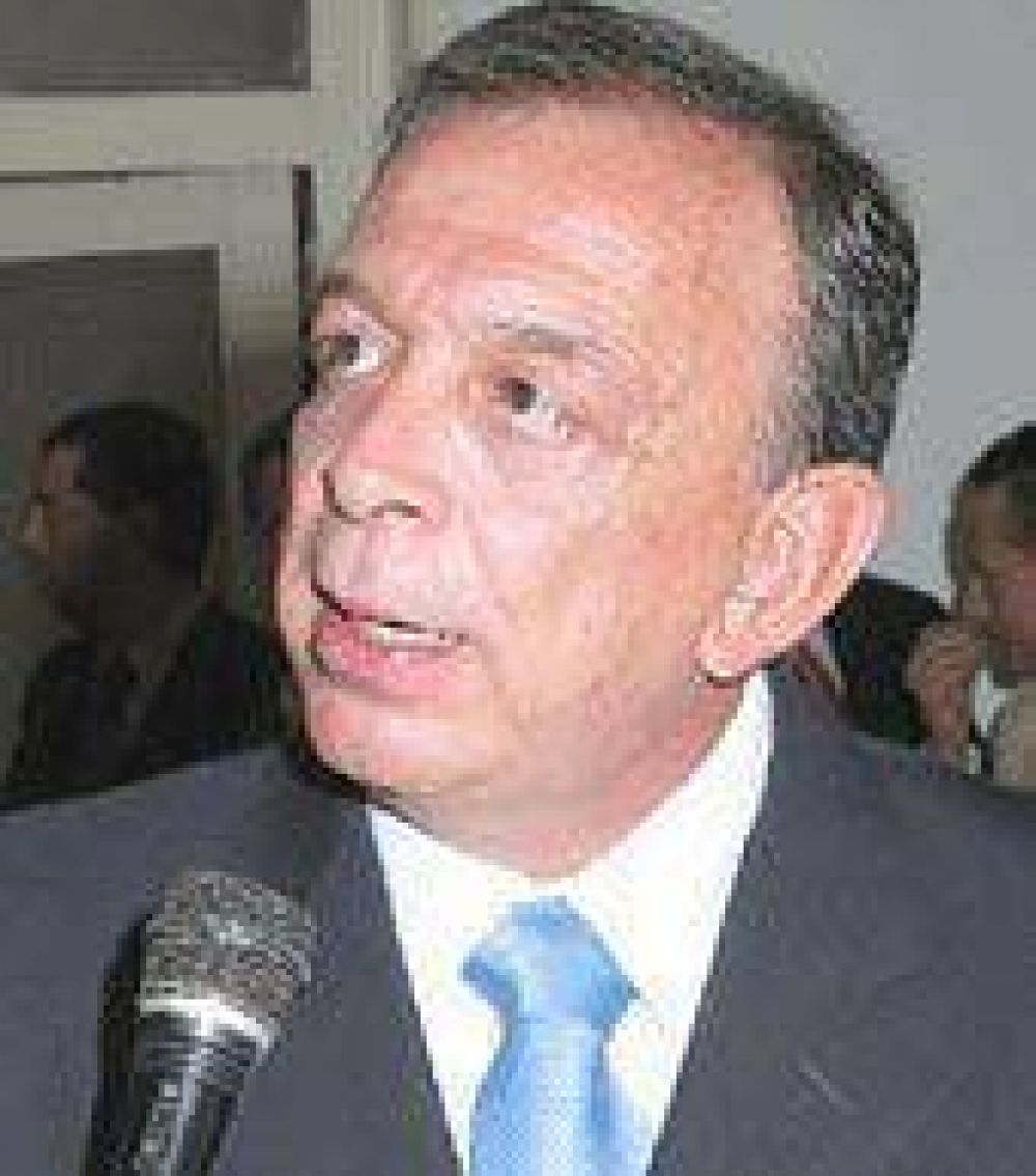 El intendente adoctrin� a la tropa  Z�ccaro: �Desde marzo seremos una topadora de gesti�n�
