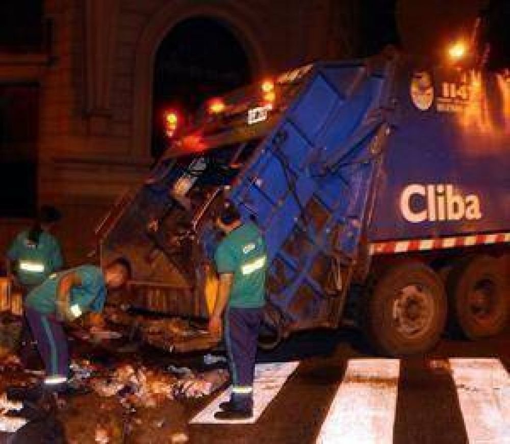 Macri, un nuevo benefactor de Moyano