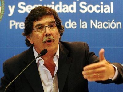 Sileoni sigui� la pol�mica con Lombardi: "Insulta a la inteligencia"
