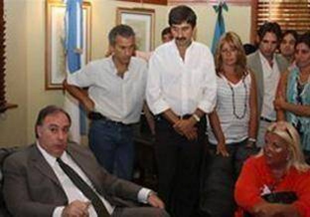  Carri� y Stolbizer buscan aliados 