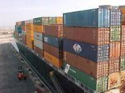 Liberaron contenedores en el puerto
