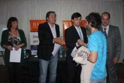 �Manino� Iriart, el abanderado de Scioli, no se toma respiro y multiplica su trabajo 
