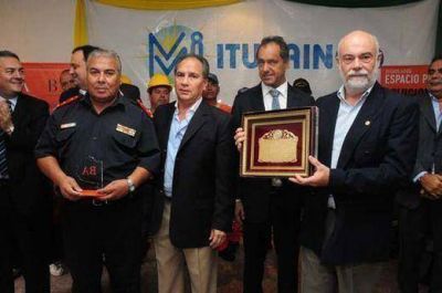 Scioli otorg� asistencia econ�mica a Ituzaing�