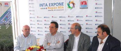 Firmaron un convenio para la creaci�n de un centro INTI en La Rioja