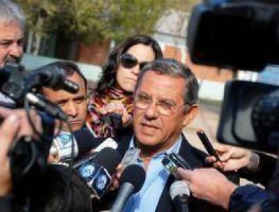Quiroga justific� el aumento en el boleto