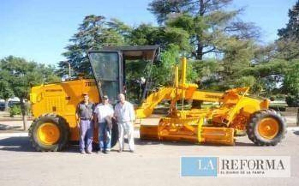 El municipio adquiri� una motoniveladora