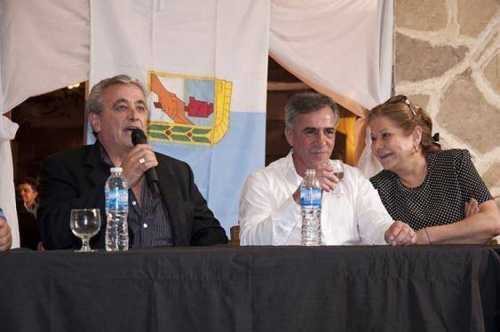 ENCUENTRO PERONISTA DE LA TERCERA SECCION ELECTORAL EN LANUS.