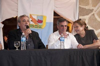 ENCUENTRO PERONISTA DE LA TERCERA SECCION ELECTORAL EN LANUS.