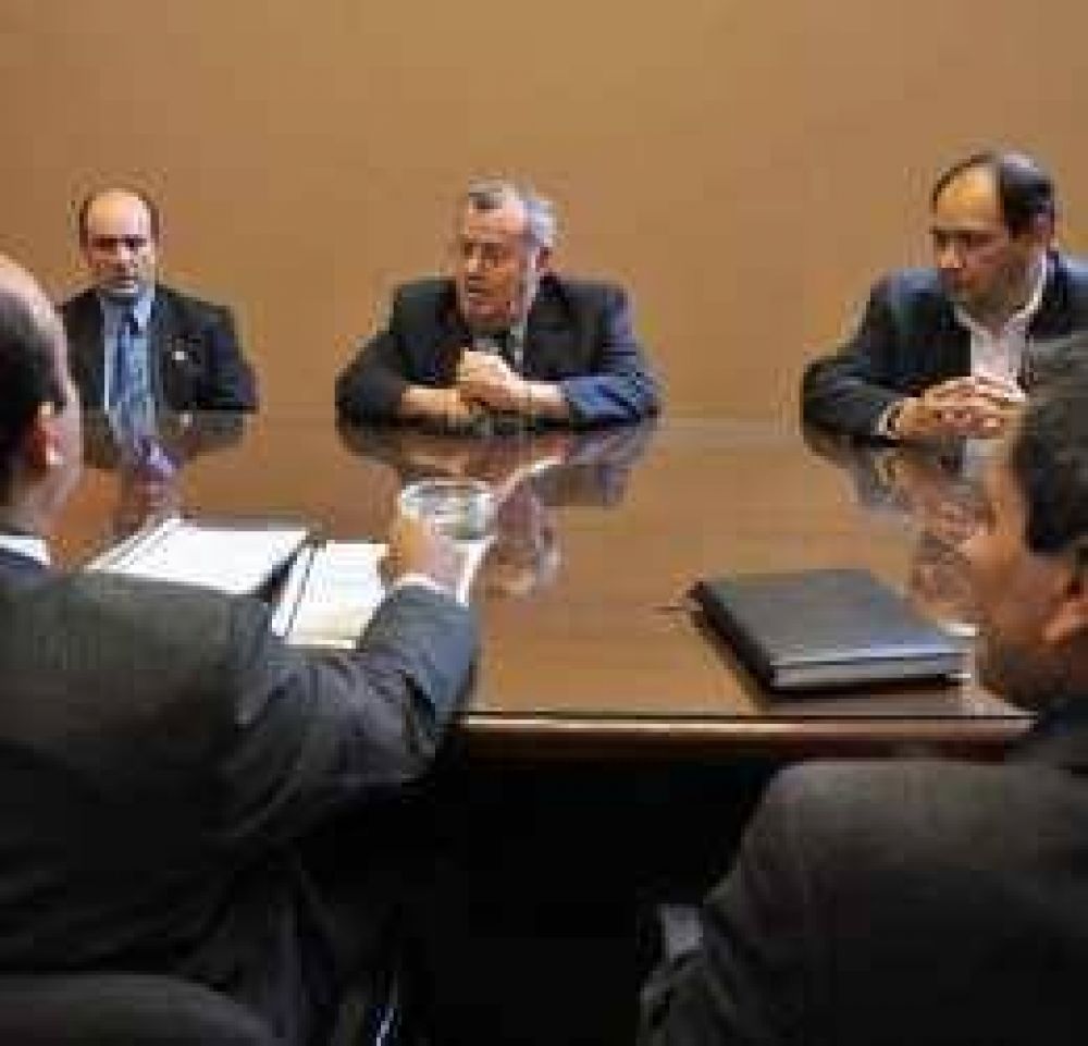 S� a las subrogancias, no al CAM es la posici�n oficialista